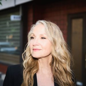 Joan Osborne Image #1