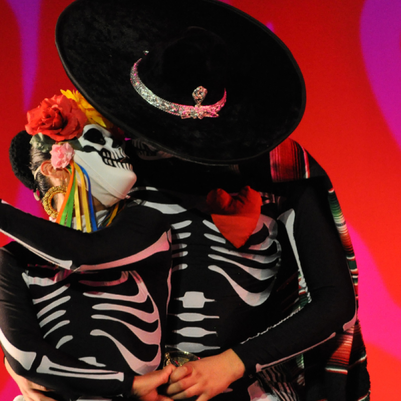 Ballet Folklorico de Carlos Moreno- 600x600